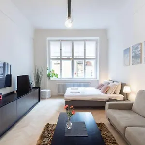 Luxury On Old Town Square Apartmán